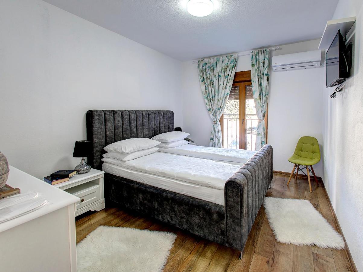 Guesthouse Check In Stolac Kültér fotó