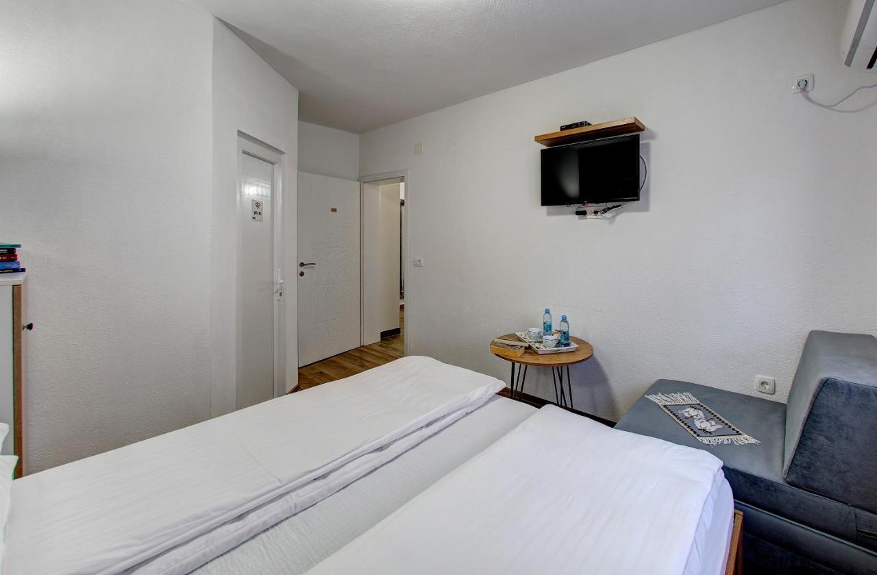Guesthouse Check In Stolac Kültér fotó